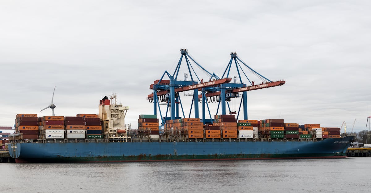 Perturbations maritimes et aériennes : Les artères du commerce sous tension